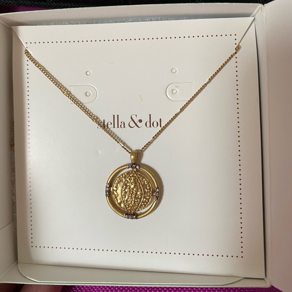 Stella & Dot Julia Coin Necklace 🪙